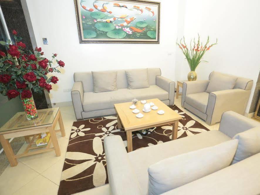 Oyo 210 Saki Hotel Hanoi Exterior photo