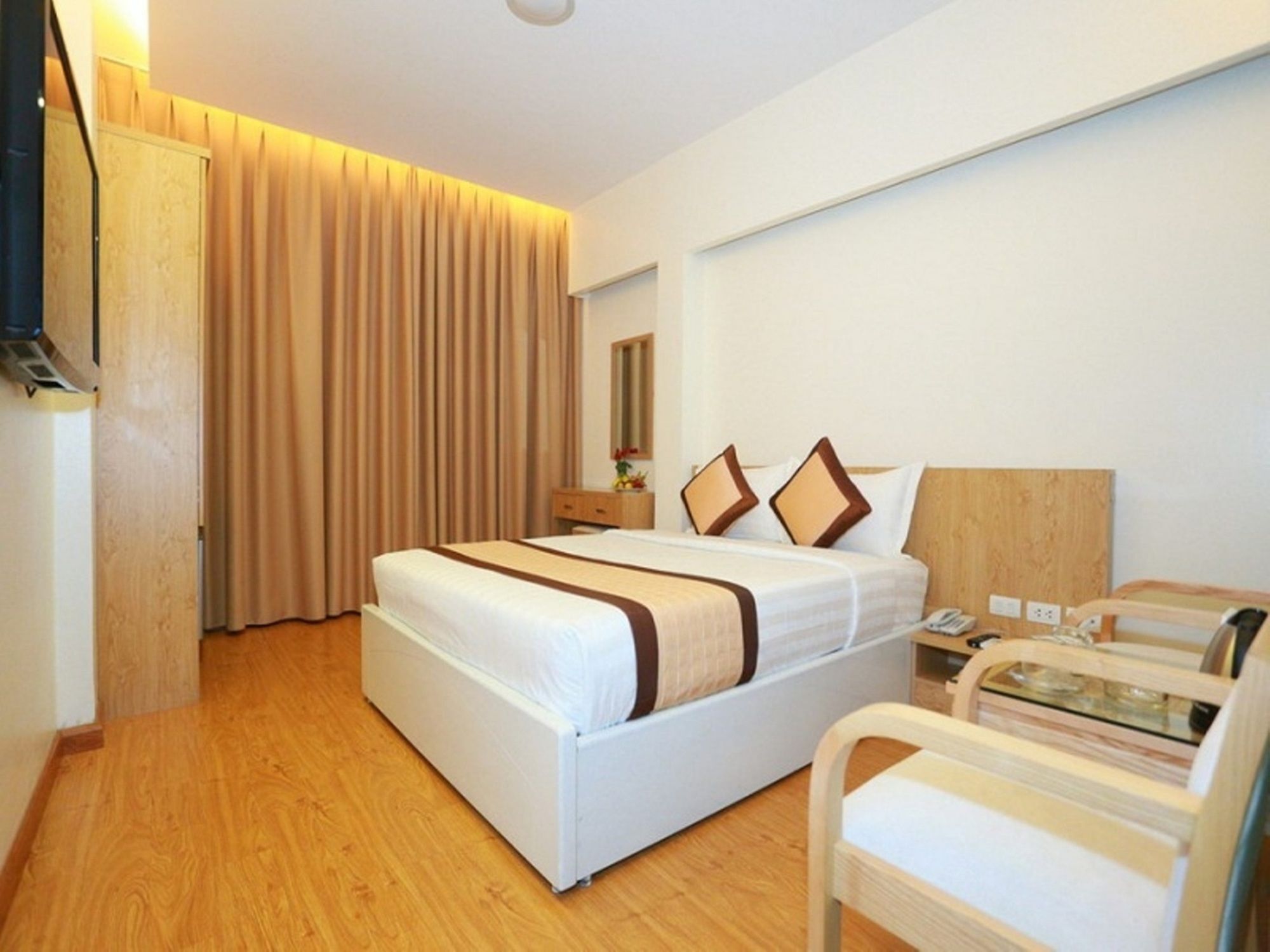 Oyo 210 Saki Hotel Hanoi Exterior photo